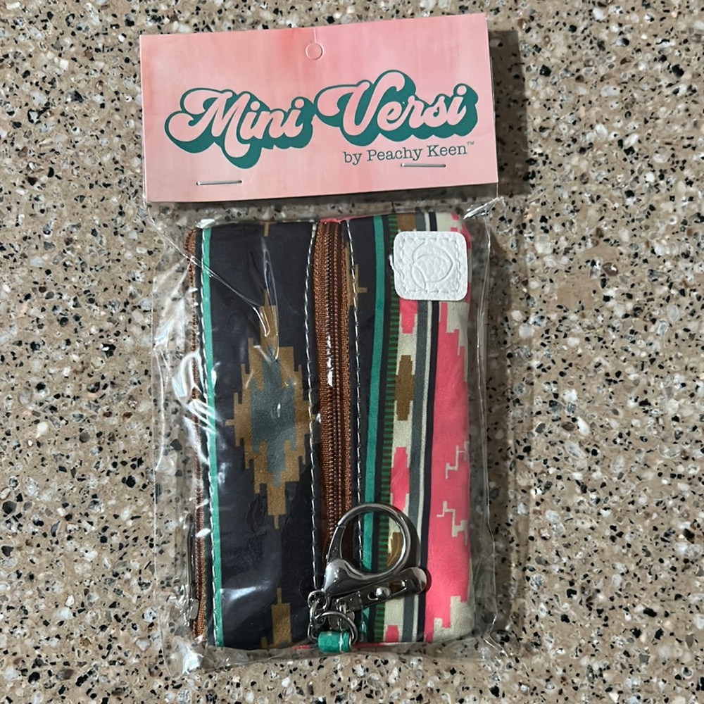 Peachy Keen Mini Versi